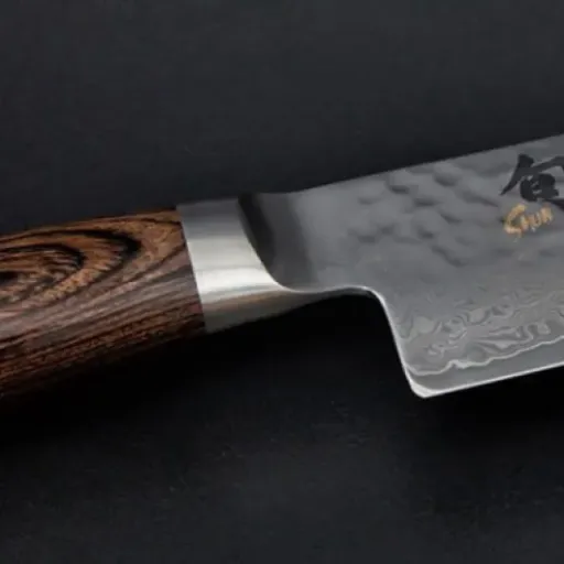 Test KAI Shun Premier Tim Mälzer Santoku 18 cm : un vrai couteau de cuisine, pas un gadget déco